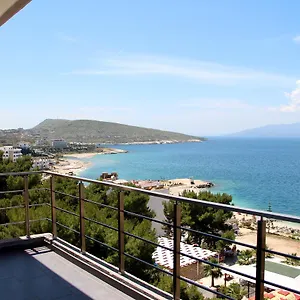 https://franklin-rooms.albaniahotels.org